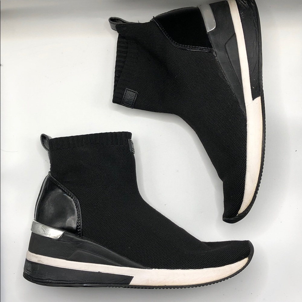 MICHAEL Michael Kors Women's Skylar Wedge Bootie Sock Sneakers size 7